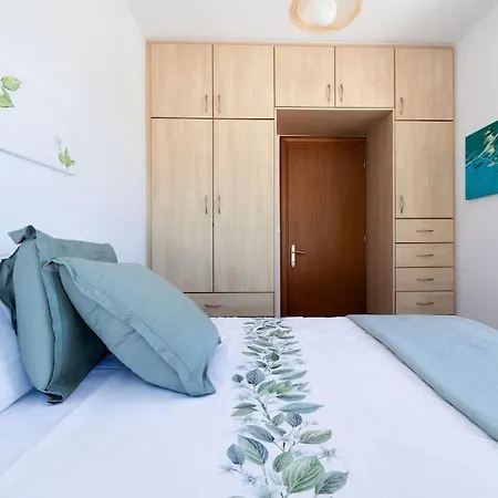 Bella. Tranquil, Exclusive, 4 Bed, Sea Views * Mikri Vigla