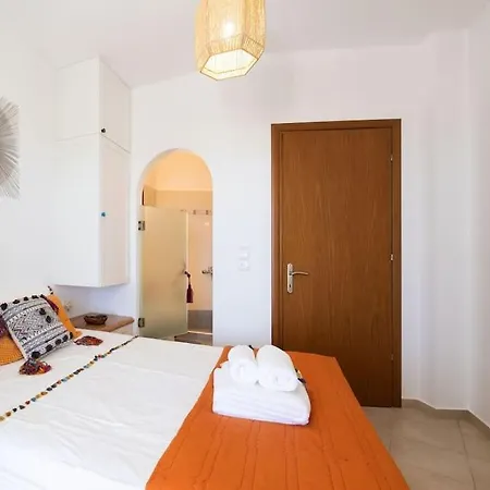 Villa Bella. Tranquil, Exclusive, 4 Bed, Sea Views Mikri Vigla
