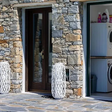 Bella. Tranquil, Exclusive, 4 Bed, Sea Views Villa Mikri Vigla